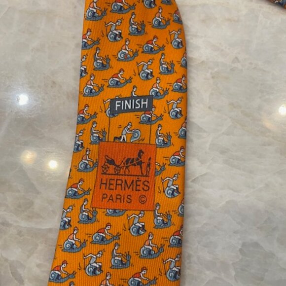 Hermes Orange Snail Race Print Tie - Picture 4 of 7